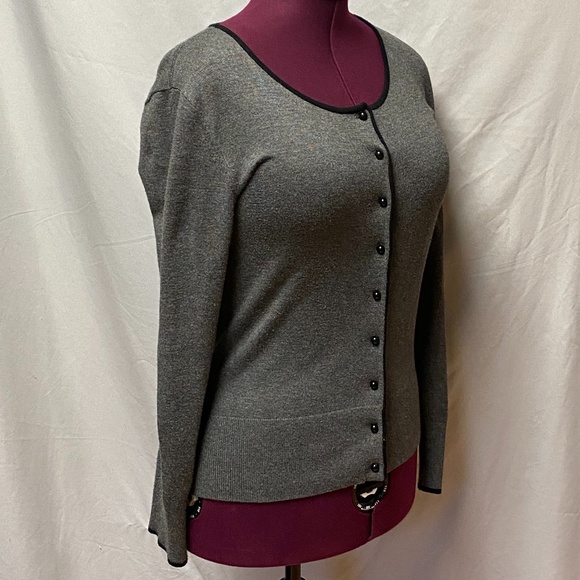 CHIC by Jacob cardigan - Picture 4 of 6